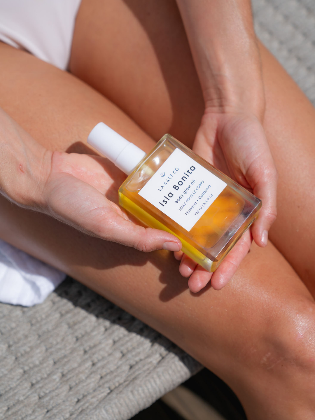 LA_SALT_CO_-_Isla_Bonita_Body_Oil_3_4.png