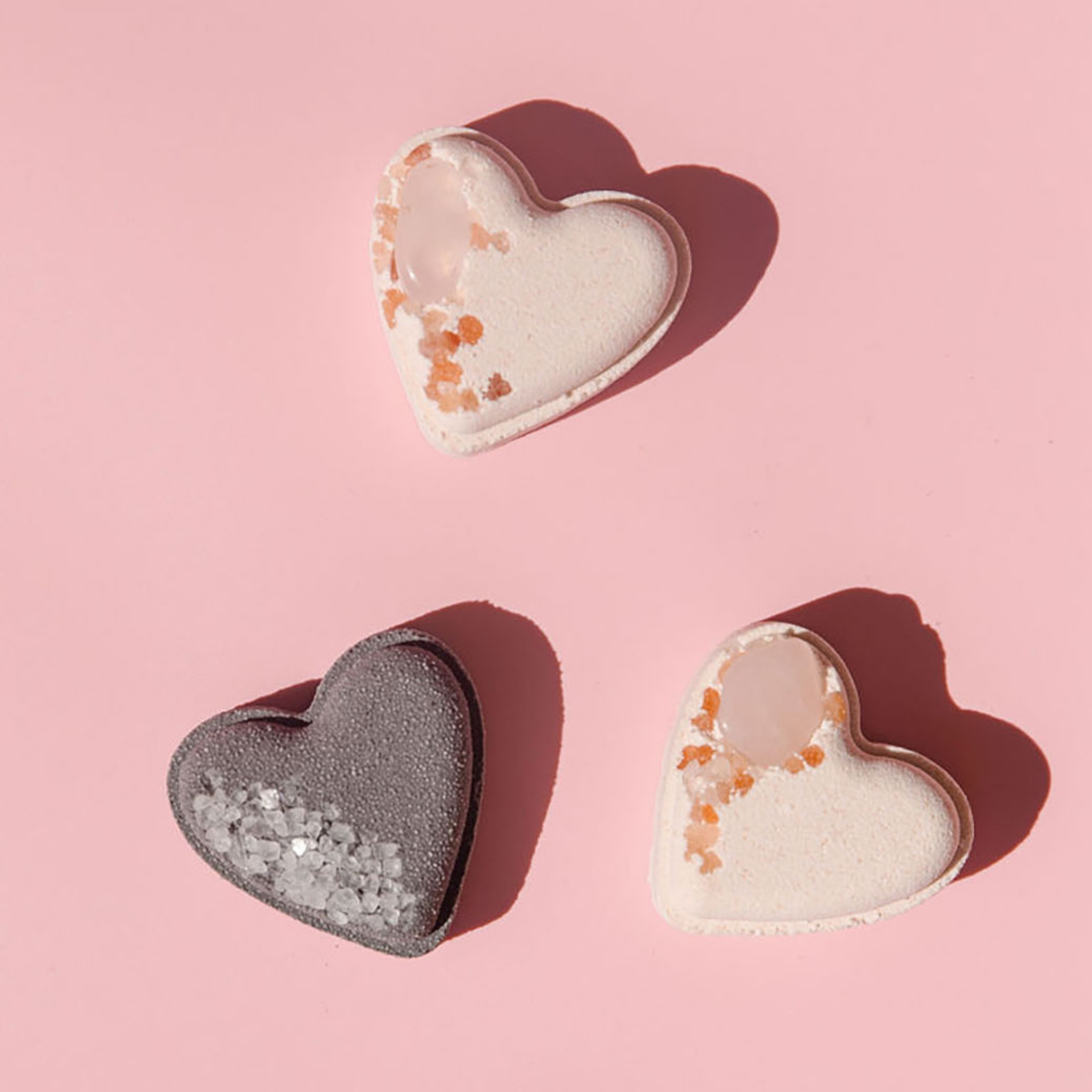 Love_Bath_Bomb_2.png