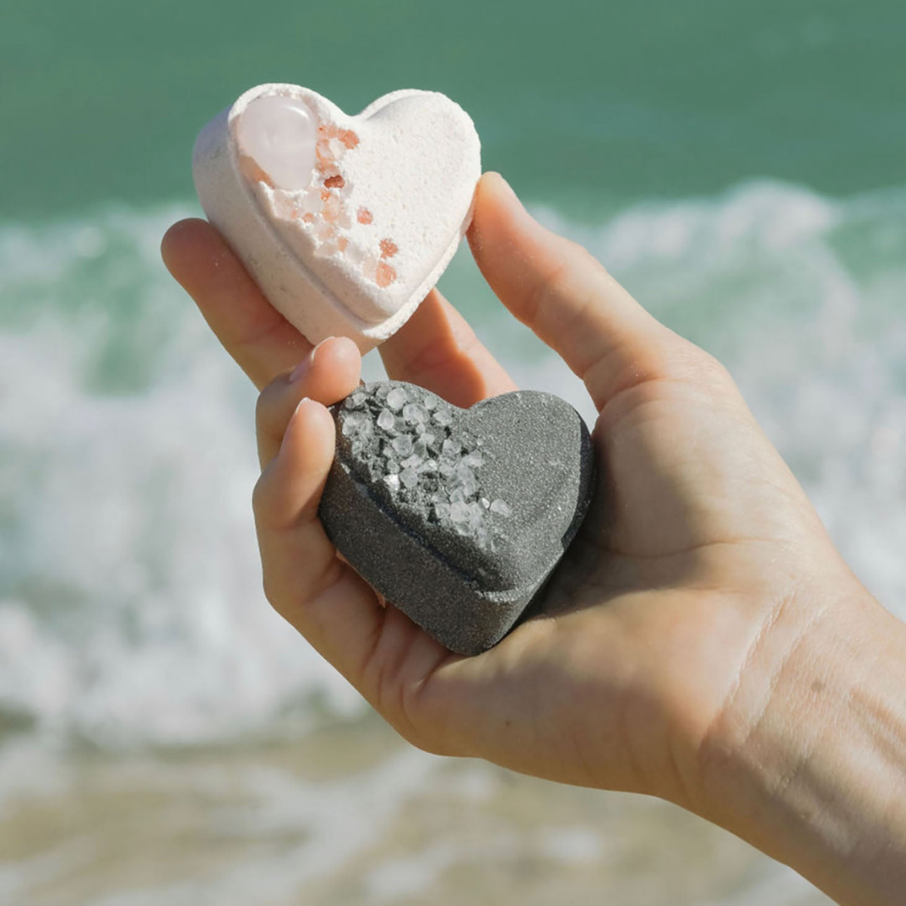 Love_Bath_Bomb_3.png