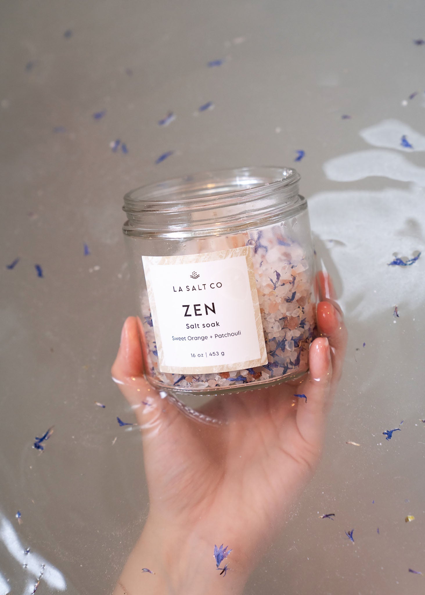 LUXURIOUS SPA - cheapest 3 Jars of Moisturizing Bath Salts ♥️ 16oz