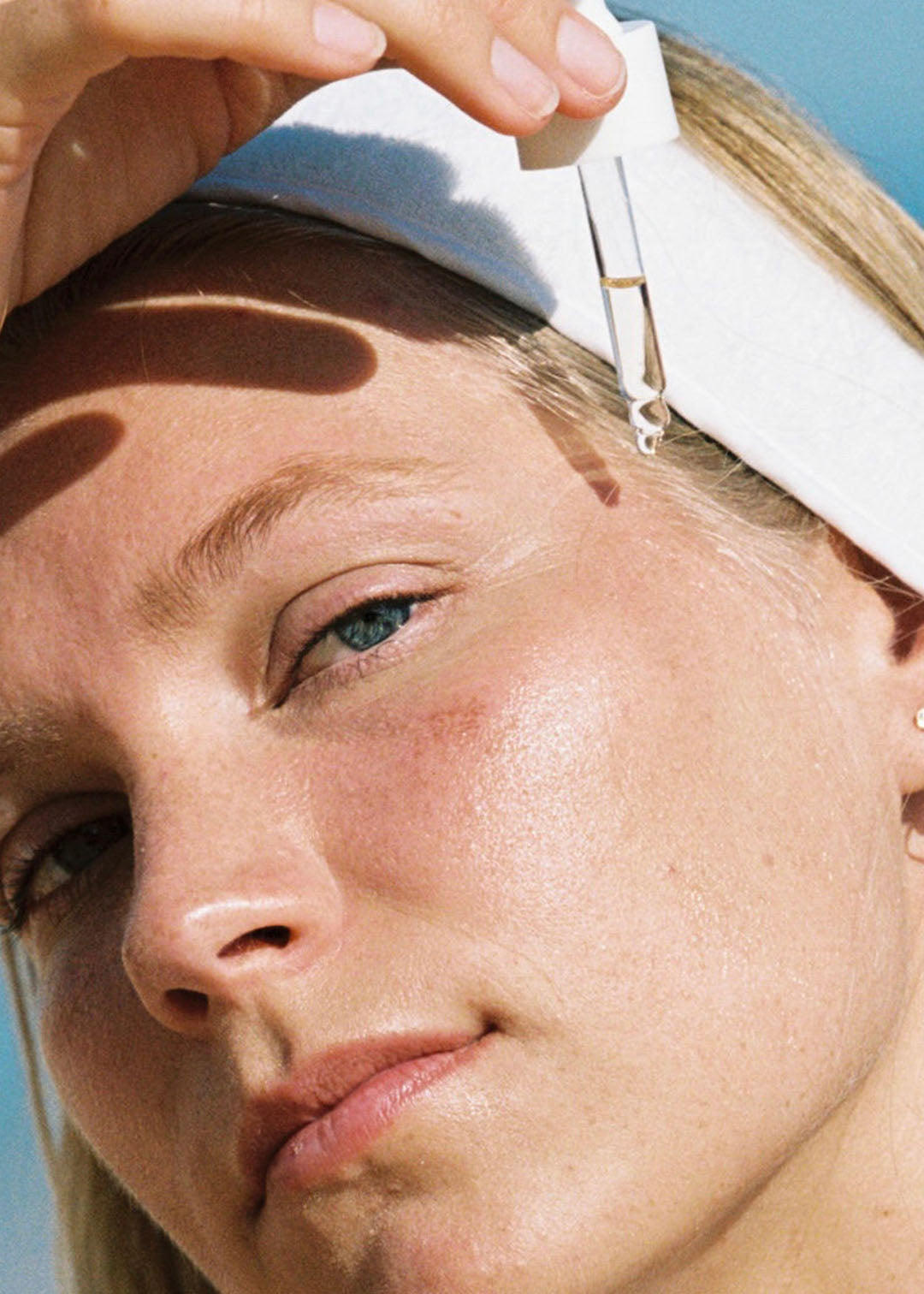 Promotes Deeper Absorption of Skincare